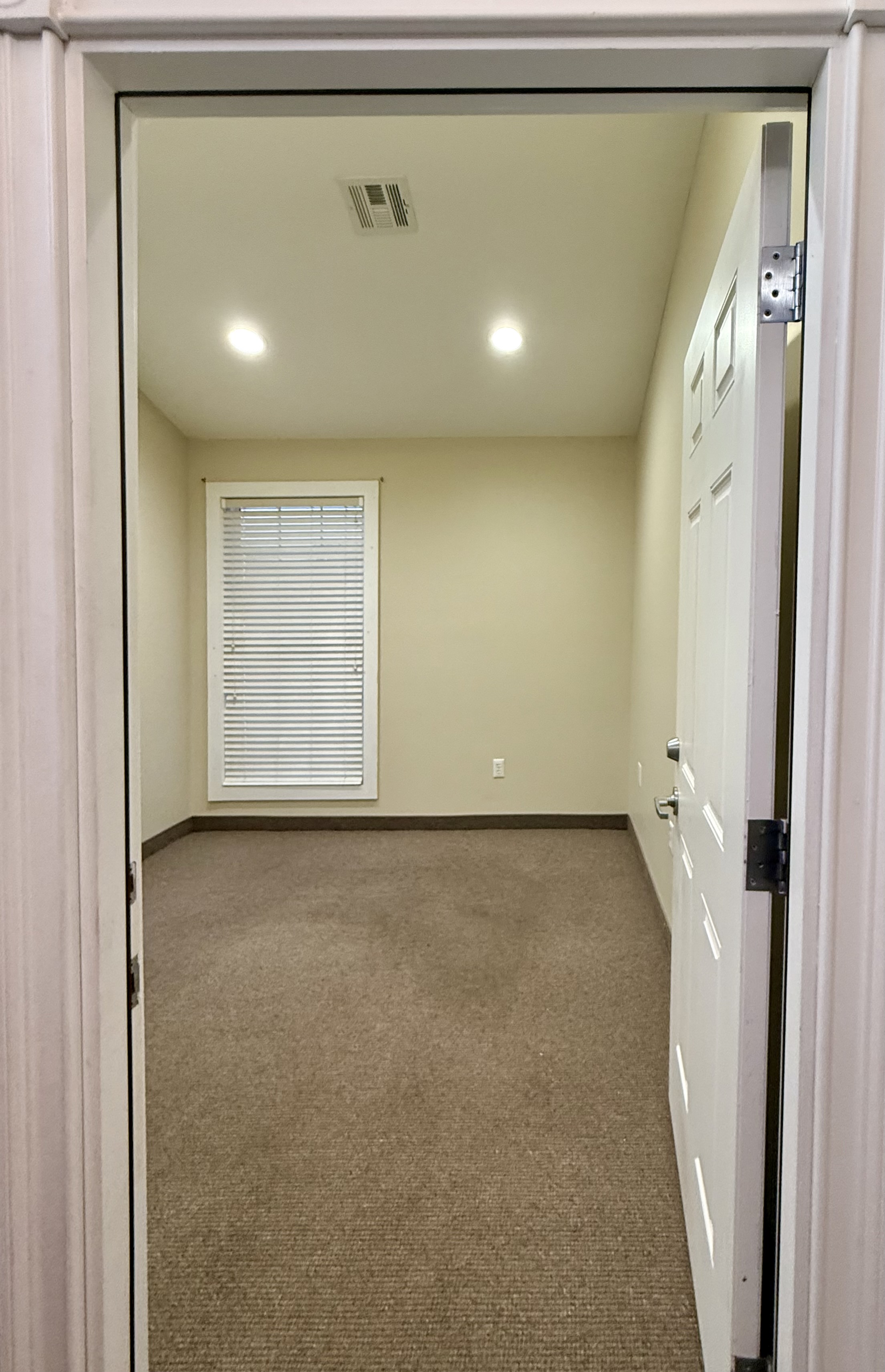 Premium office space for rent Johnson County KS modern open floor plan natural lighting